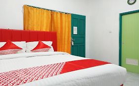 Oyo 2611 Hotel Krui Syariah